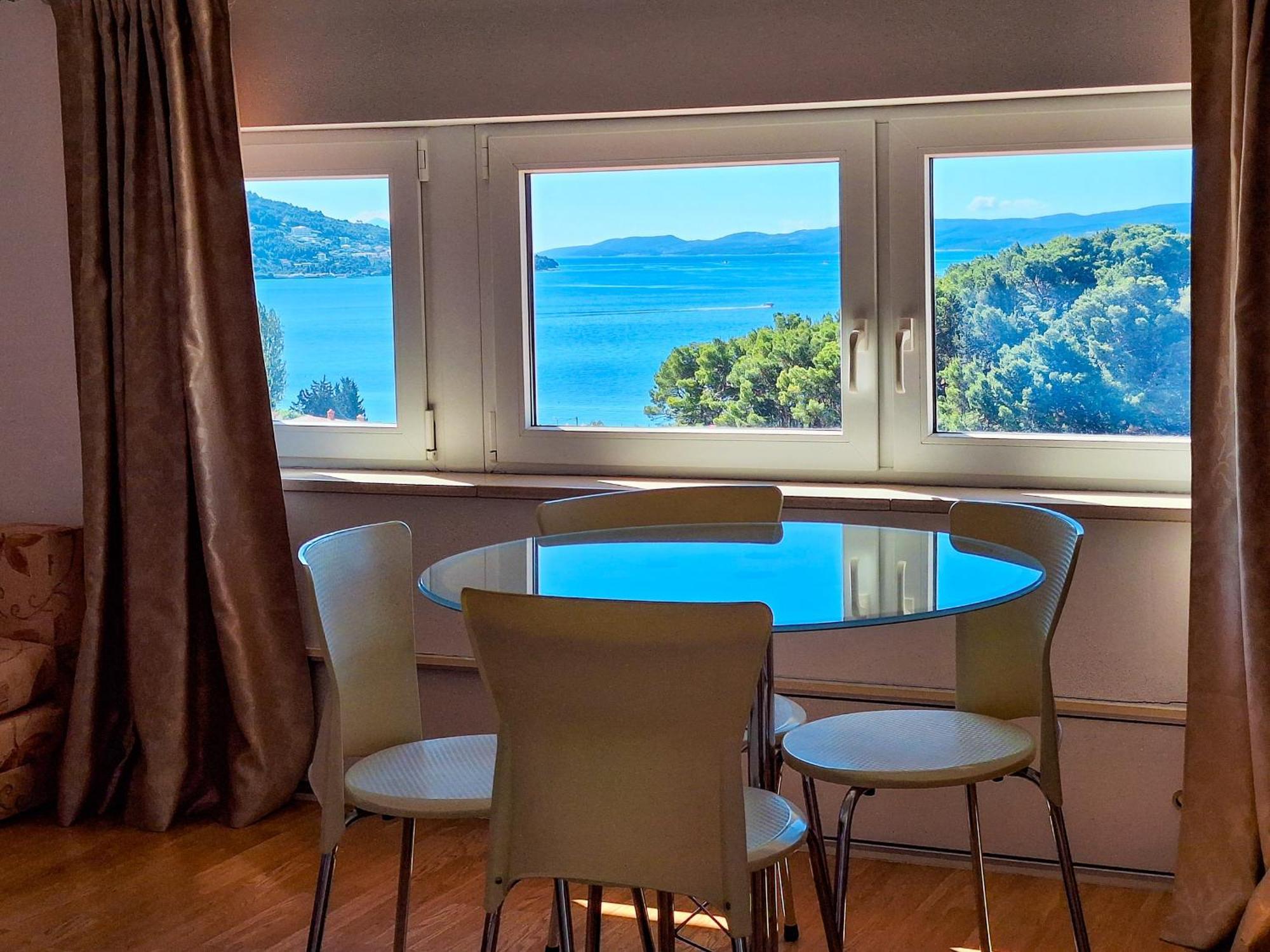 Apartments Maria Duće エクステリア 写真