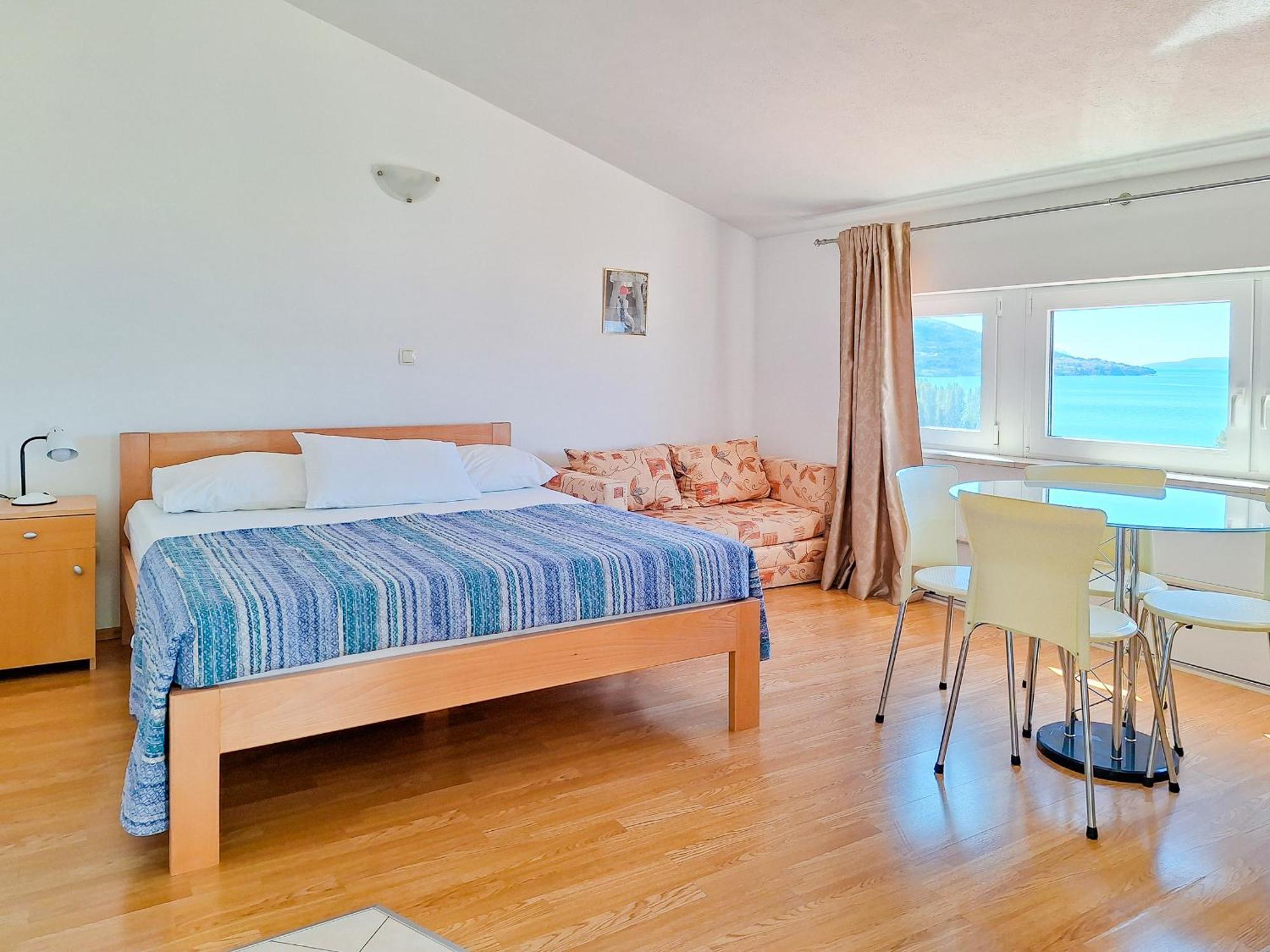 Apartments Maria Duće エクステリア 写真